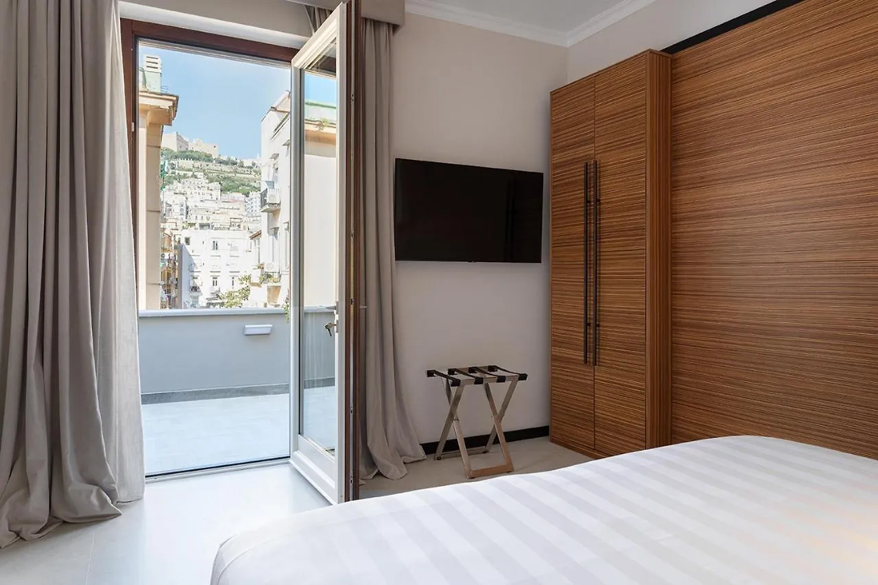 Hotel Poerio 25 Boutique Stay Napoli İtalya