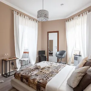 https://heart-of-san-lorenzo-rome.it-romehotels.com