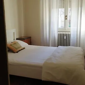 https://bed-bike-bergamo-centro-storico.italymilanhotels.net