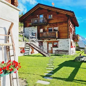 Chalet Selva , Isolaccia Italia